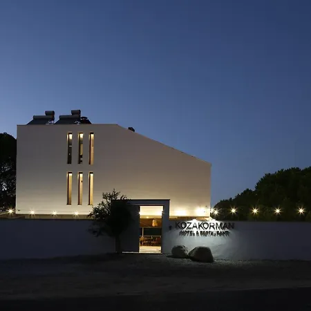 Hotel Kozakorman & Restaurant Camoba