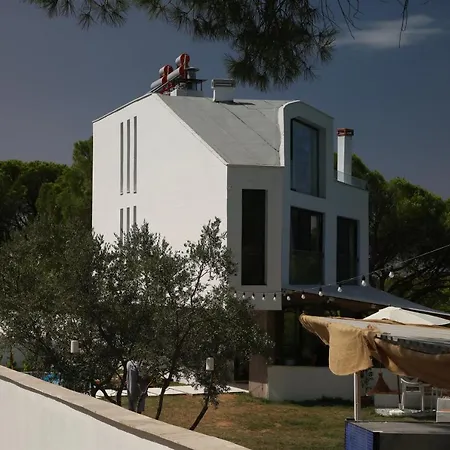 Kozakorman & Restaurant Otel Camoba