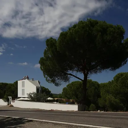 Kozakorman & Restaurant Otel *