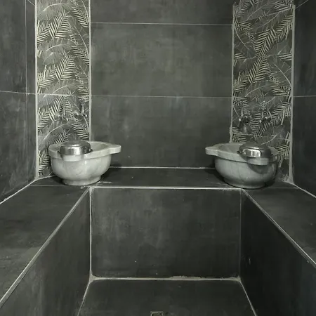 Kozakorman & Restaurant *